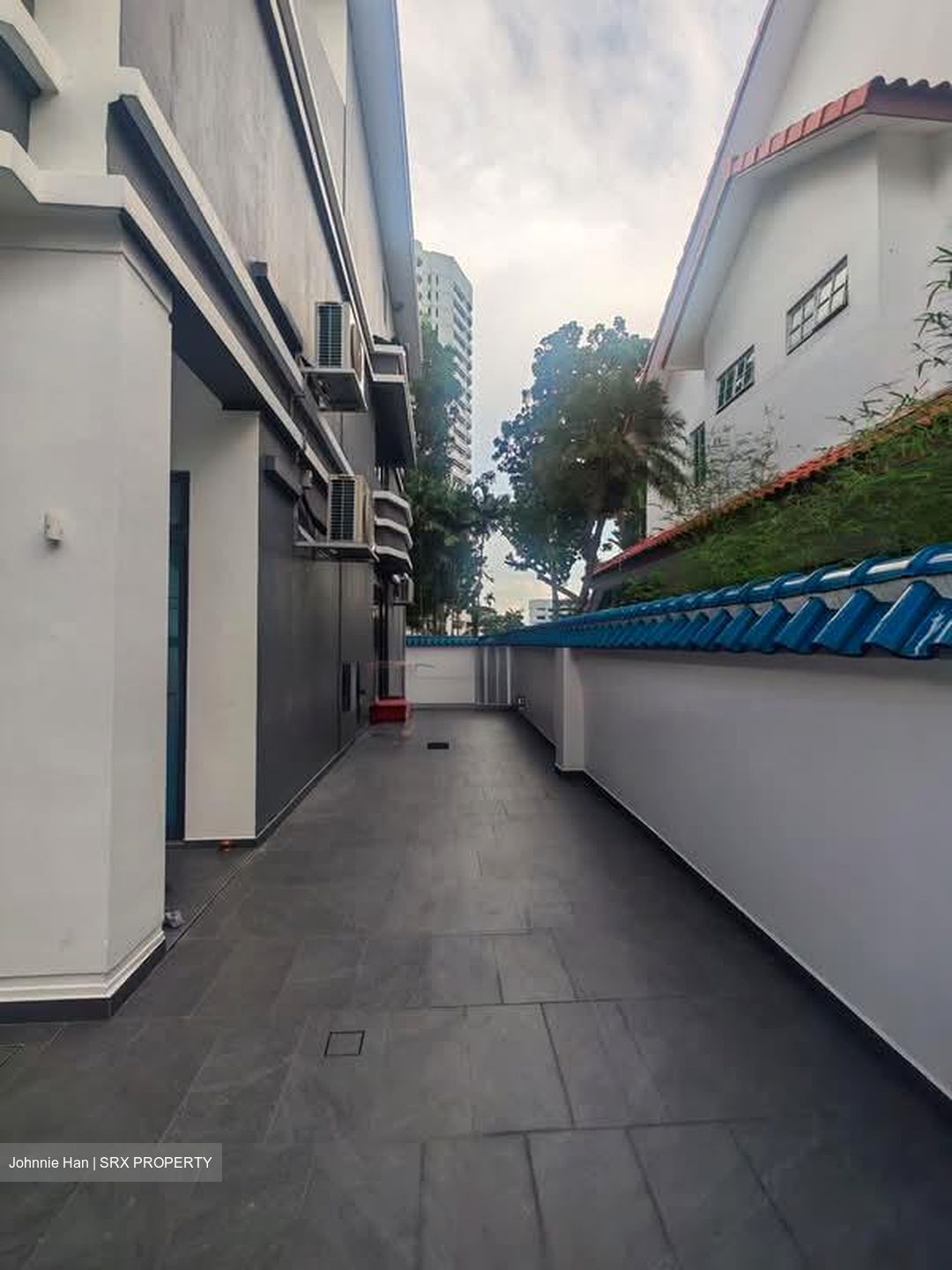 Palmville Terrace (D15), Terrace #594393931